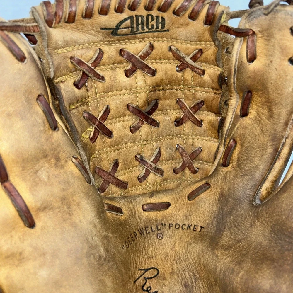 Vintage Rawlings GJ 59 Reggie Jackson Baseball Glove‎ R-Hnd Throw Wing Tip